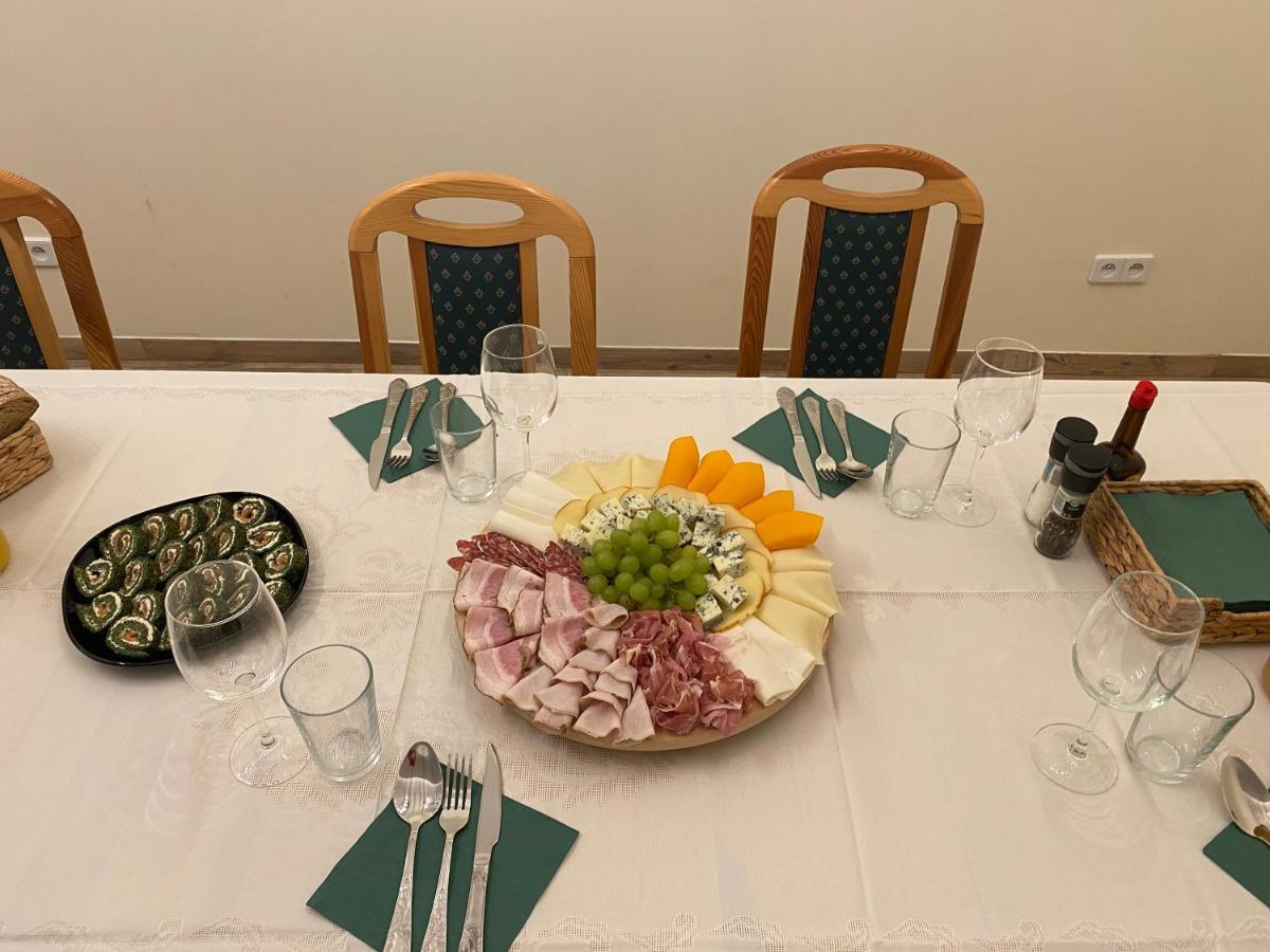 Lesna Polana Bed & Breakfast Sekocin Ngoại thất bức ảnh